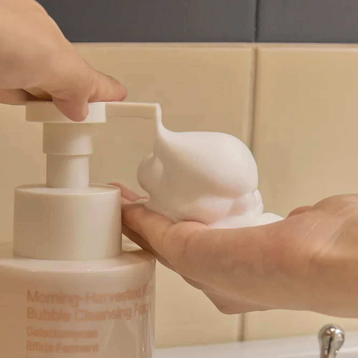 Morning Harvested Rice Bubble Cleansing Foam